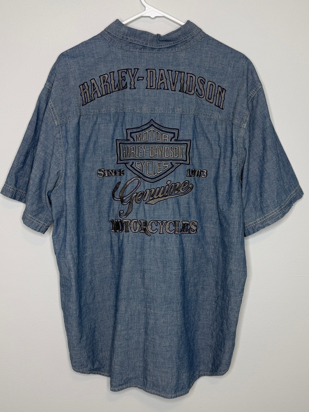 Harley-Davidson Men’s Blue Chambray Embroidered Short Sleeve Button Up Shirt XL